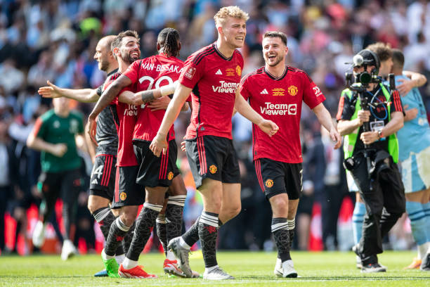 北青：杨瀚森体能问题需要补足，他将有望出战8月的男篮亚洲杯.